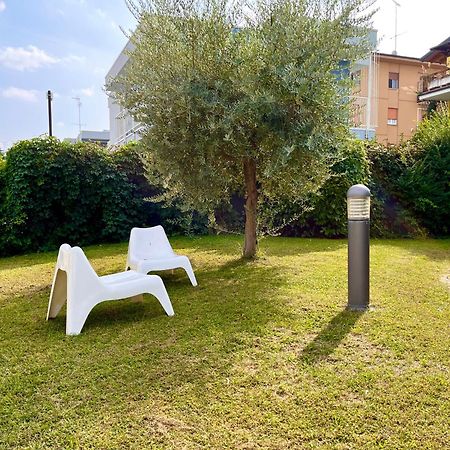 Case vacanza le vele Desenzano del Garda Exterior foto