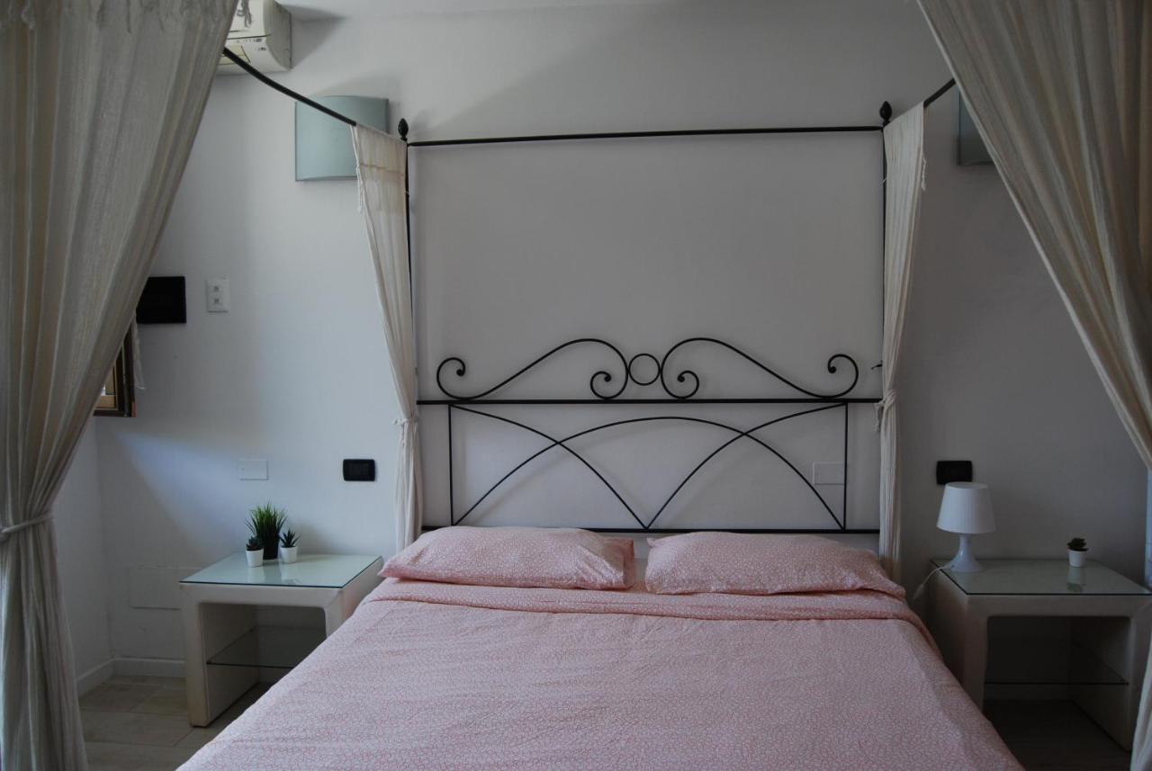 Case vacanza le vele Desenzano del Garda Exterior foto